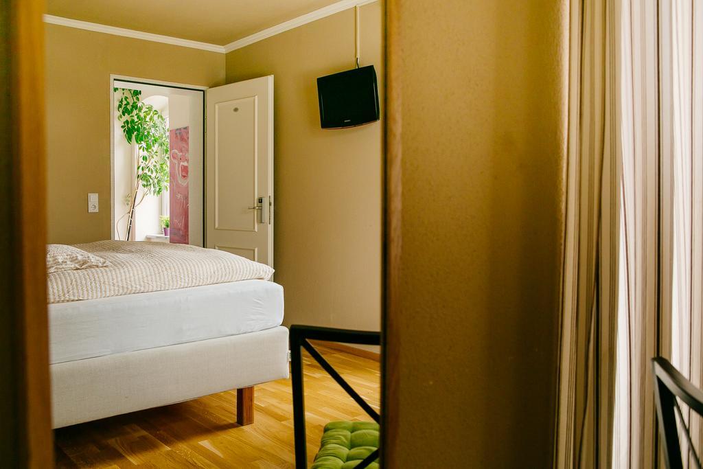 לאוטזנהאוזן Landhotel Airport-Inn מראה חיצוני תמונה